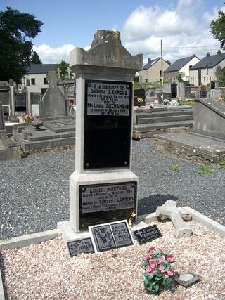Cimetière d'Assenois Cimetière d'Assenois